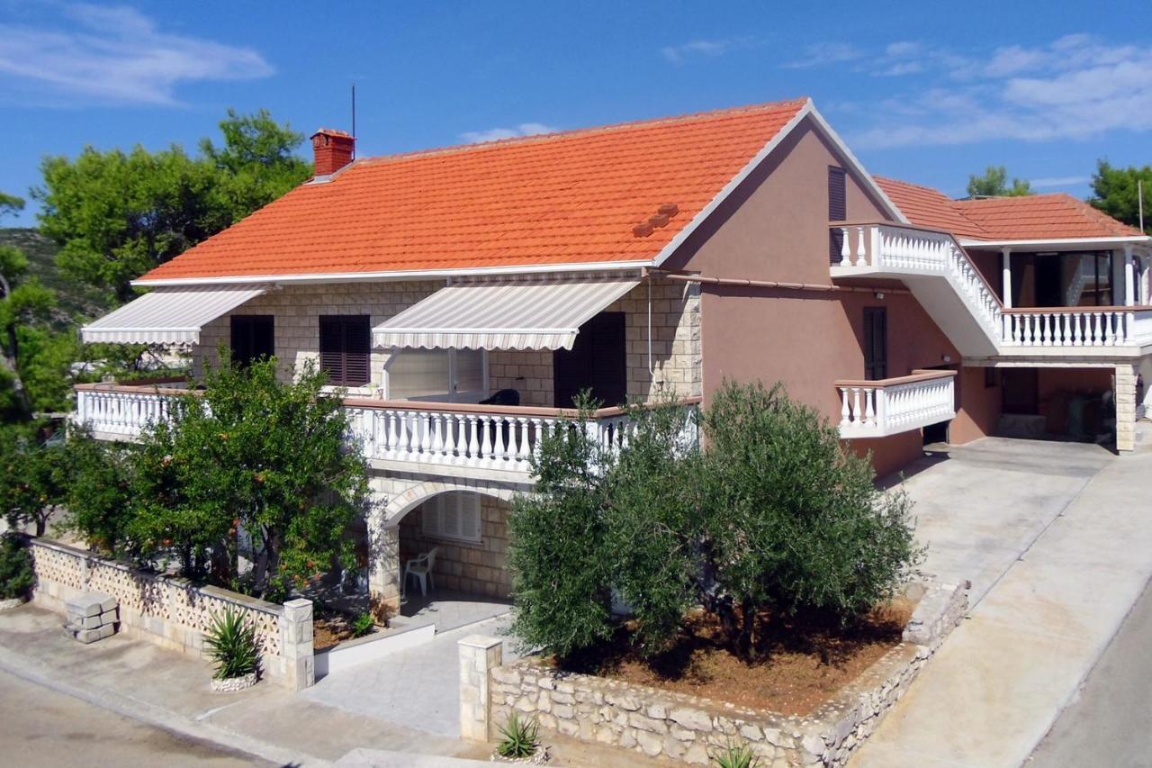 Apartments With A Parking Space Zavalatica, Korcula - 4453 Exteriér fotografie