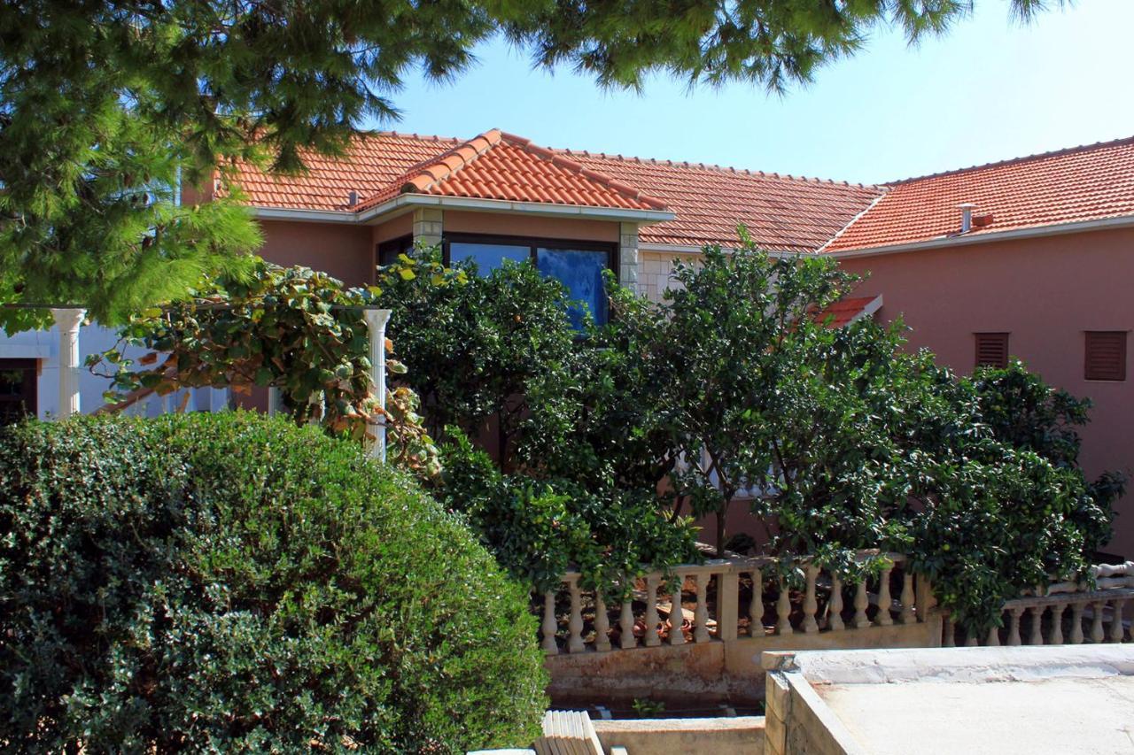 Apartments With A Parking Space Zavalatica, Korcula - 4453 Exteriér fotografie