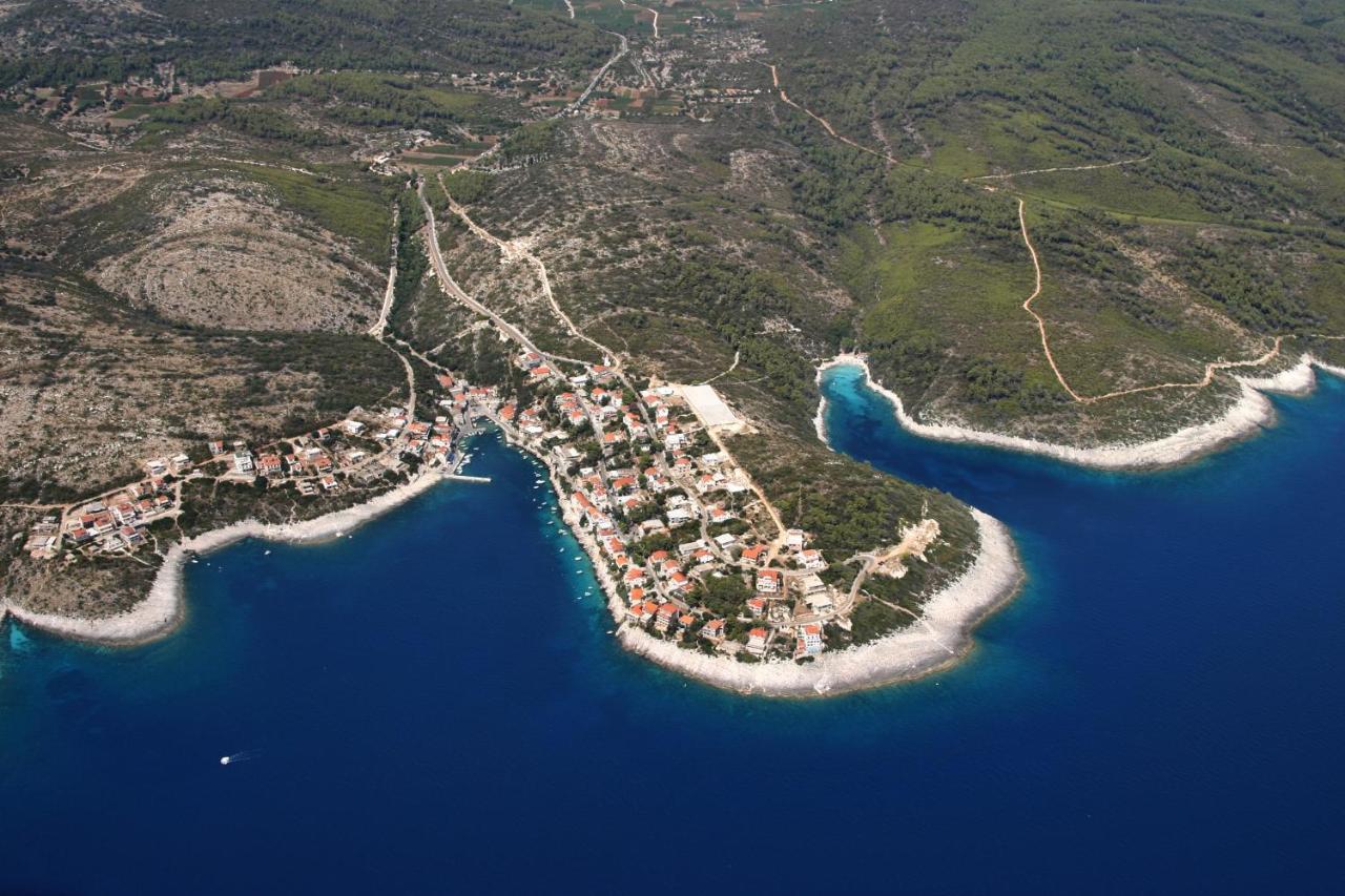 Apartments With A Parking Space Zavalatica, Korcula - 4453 Exteriér fotografie