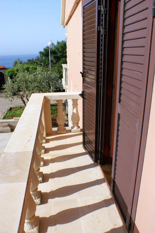 Apartments With A Parking Space Zavalatica, Korcula - 4453 Exteriér fotografie